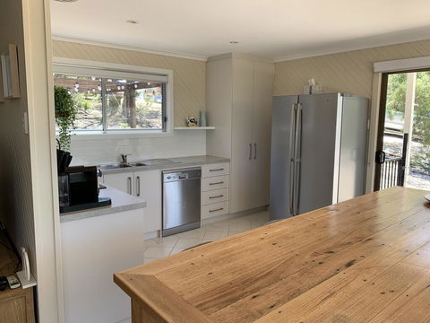 No. 10 Coffin Bay - Palm Beach Accommodation 3
