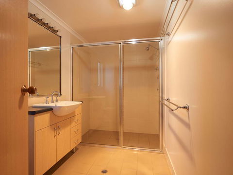 NRMA Bathurst Panorama Holiday Park - Palm Beach Accommodation 2