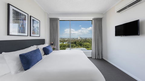 Oaks Brisbane On Margaret Suites - Palm Beach Accommodation 1