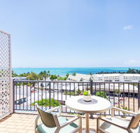 OCEAN VIEWS 10A - Palm Beach Accommodation