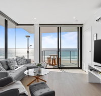 Ocean Views Apartment with Rooftop Pool - Palm Beach Accommodation