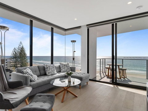 Ocean Views Apartment With Rooftop Pool - Palm Beach Accommodation 3