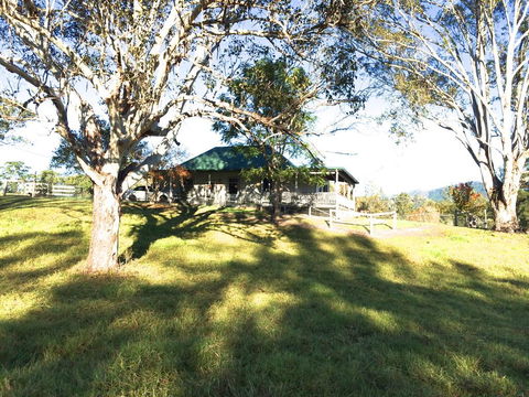 Old Schoolmaster's Cottage On The Barrington River - Palm Beach Accommodation 0