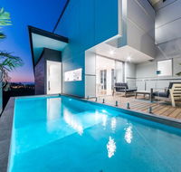 Oleander Holiday Home - Airlie Beach - Palm Beach Accommodation