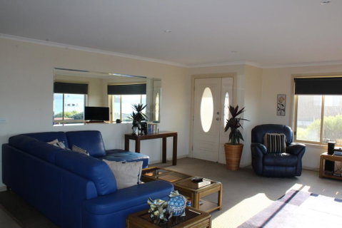 On Casey's - Palm Beach Accommodation 0