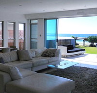 On The Beach - Palm Beach Accommodation