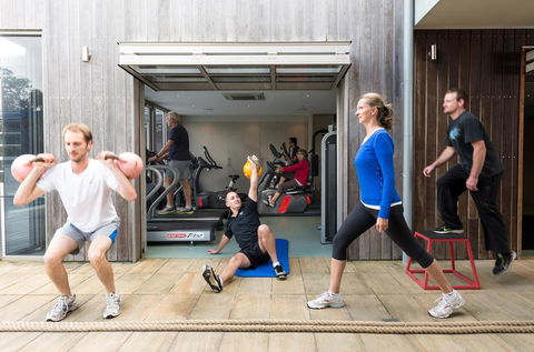 ONE LEVEL AT BROADBEACH RESORT - Palm Beach Accommodation 2