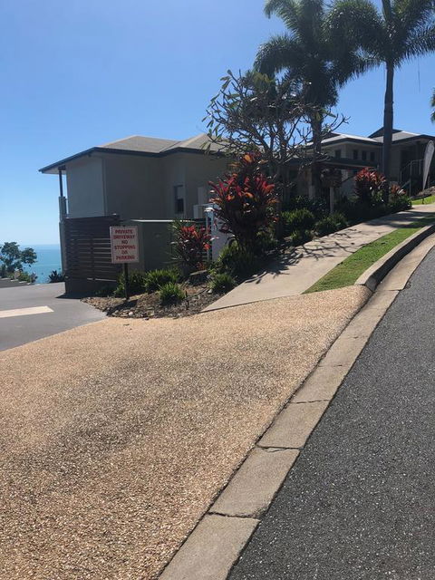 Oscar's View - Airlie Beach - Palm Beach Accommodation 1