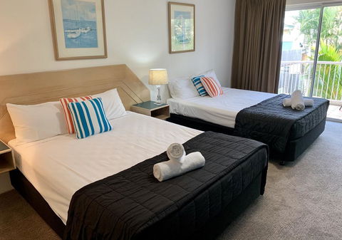Outrigger Burleigh - Palm Beach Accommodation 1