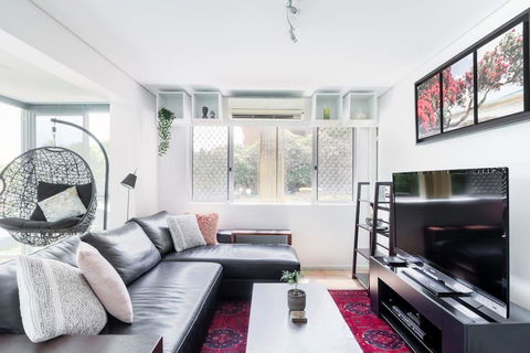 OX - Immaculate Relaxing Breeze Of 2BR Brisbane River - Palm Beach Accommodation 0