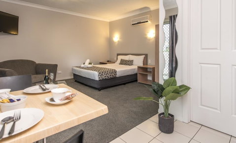 Pacific Coast Motel - Palm Beach Accommodation 0
