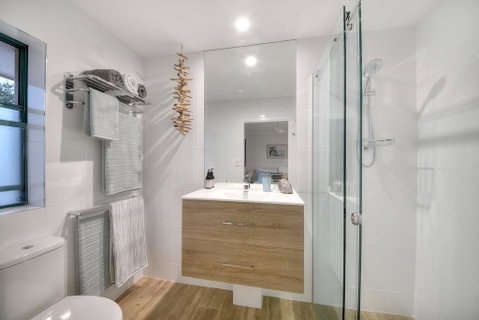 Pacific Place Apartments - Palm Beach Accommodation 2