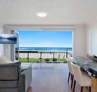 Palm Beach Beachfront Townhouse - Palm Beach Accommodation