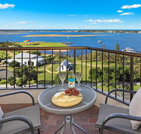 Palmerston Tower - Palm Beach Accommodation