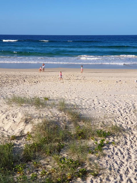 Palmy Sea Breeze - Palm Beach Accommodation 0
