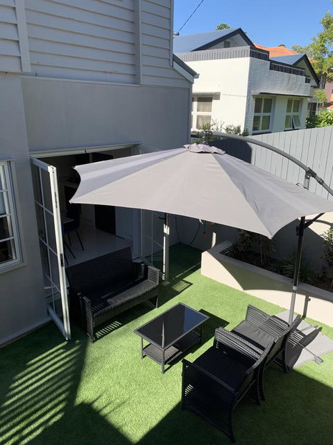 Park Avenue Hideaway For 4 Auchenflower Brisbane - Palm Beach Accommodation 2