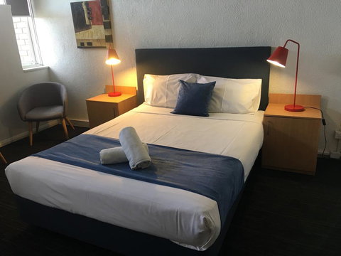 Parkdale Motor Inn - Palm Beach Accommodation 2