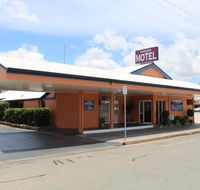 Parkside Motel  Licensed Restaurant - Palm Beach Accommodation