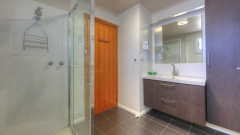 Parsons Bay Retreat - Palm Beach Accommodation 1