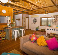 Peppercorn Cabin - Palm Beach Accommodation