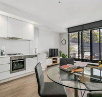 PERFECTLY PRAHRAN - your mecca of social and style - Palm Beach Accommodation