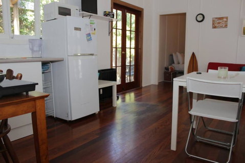 Pet Friendly Duplex In The Heart Of Palm Beach - Palm Beach Accommodation 3