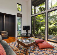 Pethers Rainforest Retreat - Palm Beach Accommodation