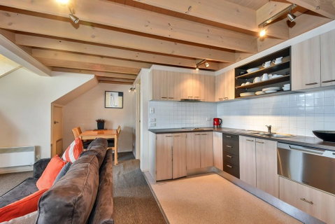Pinot - Palm Beach Accommodation 2