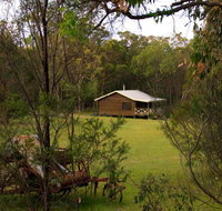 Possum's Hollow and Hooter's Hut - Palm Beach Accommodation