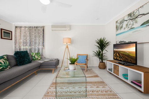 Prime Location Just 500m From Beach - Palm Beach Accommodation 2