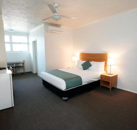 Q Express - Palm Beach Accommodation