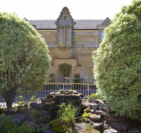 Quest Trinity House - Palm Beach Accommodation