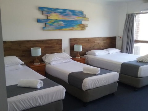 Red Star Hotel Palm Beach - Palm Beach Accommodation 2