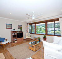 Reel Paradise - Palm Beach Accommodation