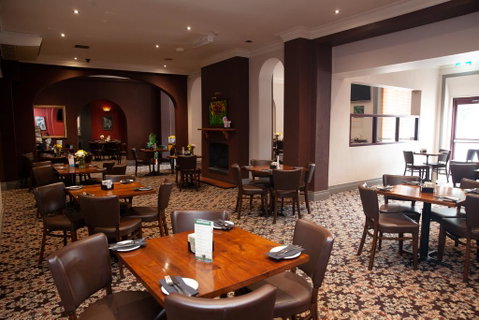 Royal Hotel Singleton - Palm Beach Accommodation 1