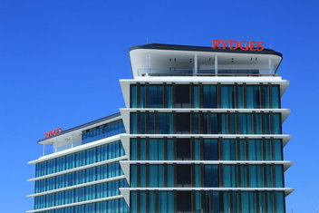 Rydges Gold Coast Airport with Palm Beach Accommodation