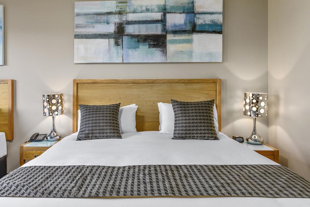  Palm Beach Accommodation