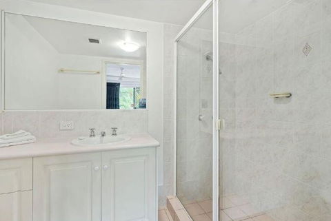 Sea Mist Palms - Palm Beach Accommodation 3