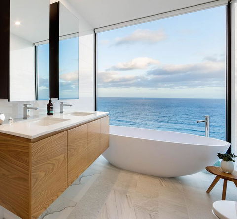 Sea Ranch - Palm Beach Accommodation 2