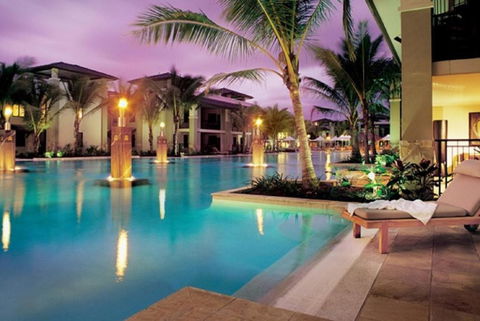 Sea Temple Port Douglas Swim Out Two Bathrooms - Direct Pool Access - Palm Beach Accommodation 2