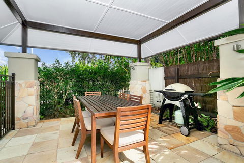 Seascape Holidays At Sea Temple - Palm Beach Accommodation 3