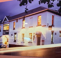 Shipwrights Arms - Palm Beach Accommodation