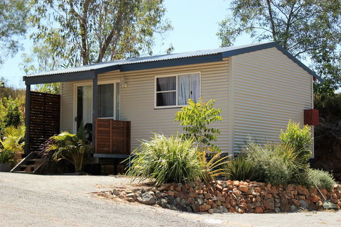 Silver Wattle Cabins - Palm Beach Accommodation 0