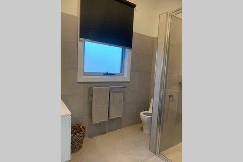 Skibo Cottage - Palm Beach Accommodation 1