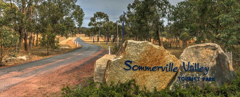 Sommerville Valley Tourist Park & Resort - Palm Beach Accommodation 0