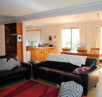Spacious and central to CBD - Palm Beach Accommodation