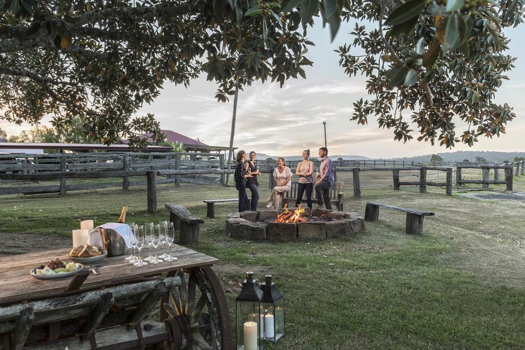 Grandchester QLD Palm Beach Accommodation