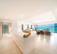 Splendeur Sur La Mer - One Bedroom - Palm Beach Accommodation