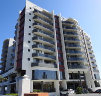 Springwood Tower Apartment Hotel - Palm Beach Accommodation