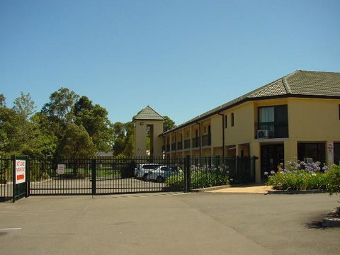 St Marys Park View Motel - Palm Beach Accommodation 3